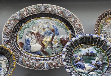 Plat ovale «Henri IV et sa famille»