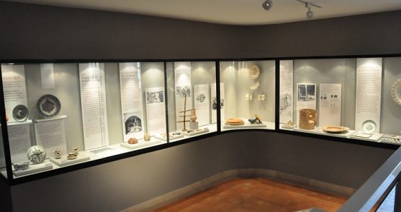 Première salle du musée Première salle du musée