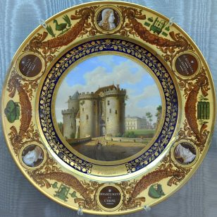 Datant Royal Vienna porcelaine