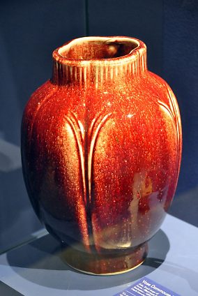 Vase Dammouse «sang de bœuf».