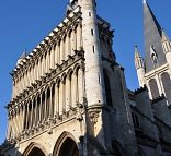 La façade de l'église Notre-Dame à Dijon