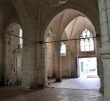 La nef de l'ancienne église Saint–Laurent à Beaulieu–les–Loches