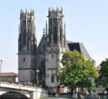 L'église Saint-Martin et le pont Gélot à Pont-à-Mousson