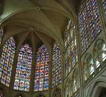 Les vitraux de l'abside de la cathédrale Saint-Gatien à Tours