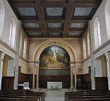 La nef de l'église Sainte-Élisabeth de Hongrie à Versailles