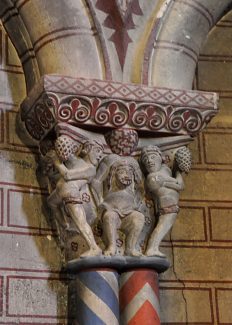 Femme en position lascive entre deux jeunes hommes. Femme en position lascive entre deux jeunes hommes.