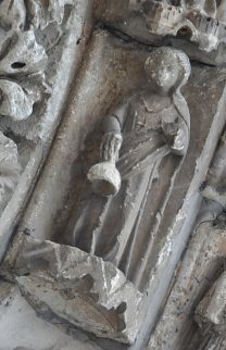 Une Vierge folle dans une voussure Une Vierge folle dans une voussure