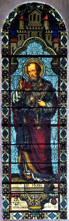 Saint Pierre, vitrail de 1860. Saint Pierre, vitrail de 1860.