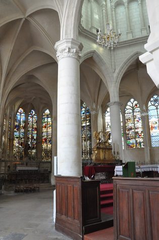 Chapelle axiale et déambulatoire nord.