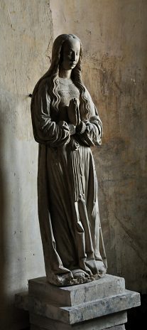 Statue de sainte Femme