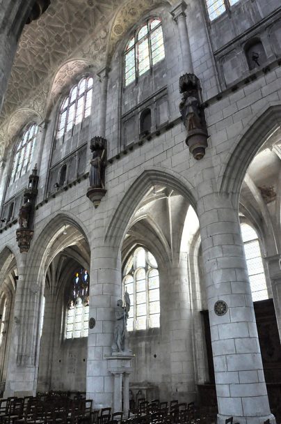 Élévations sud dans la nef de l'église