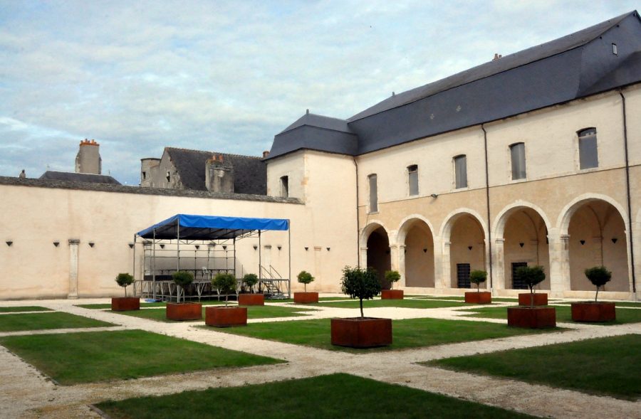 Le cloître et le jardin