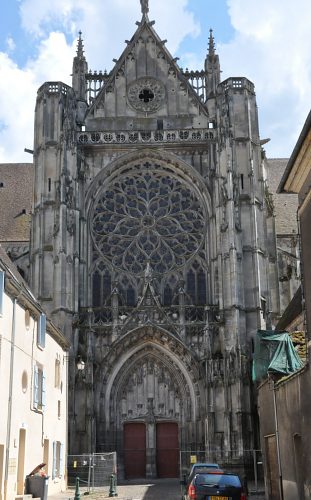 Le croisillon nord du transept.