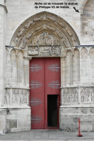Le portail de la Vierge date des années 1270-1300.