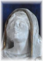 Statue de sainte Mathie sur le maître-autel