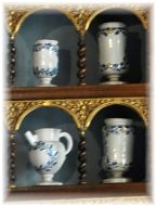 Apothicairerie, pots en faïence de Nevers Apothicairerie, pots en faïence de Nevers