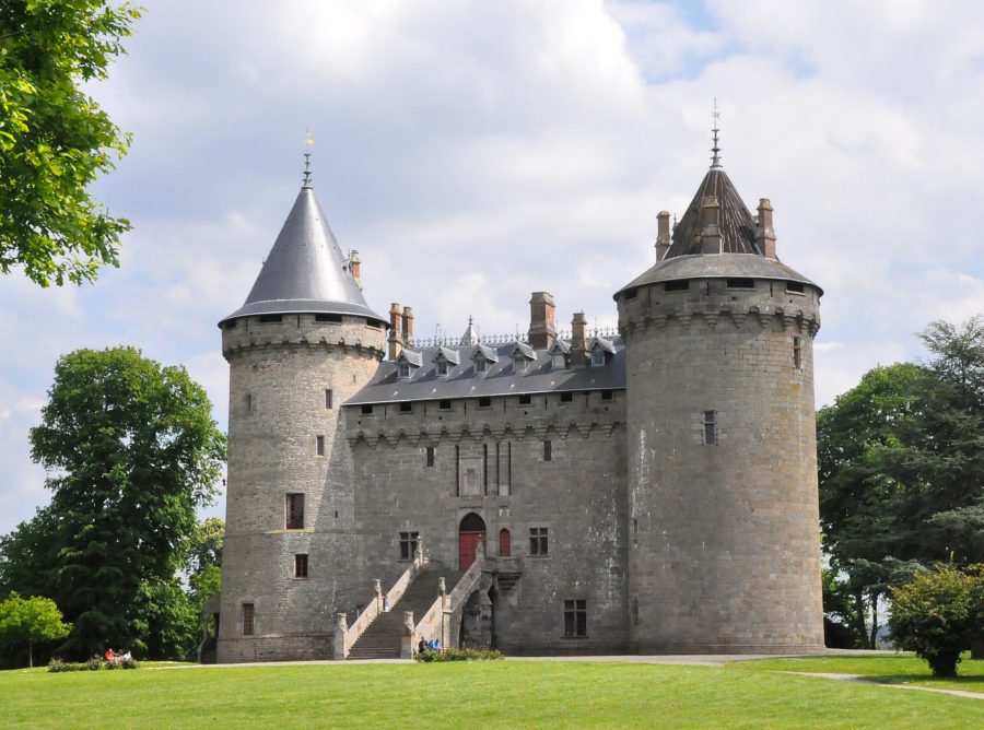 Vue d'ensemble du château de Combourg (façade nord)