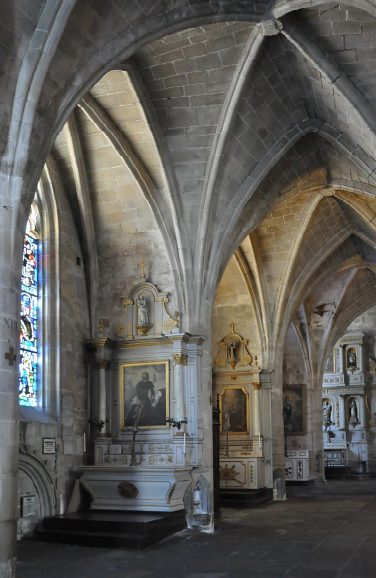 Suite de chapelles dans le bas-côté nord