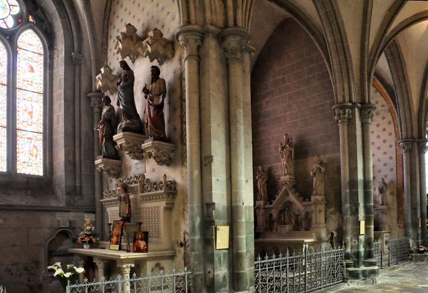 Suite de chapelles latérales nord dans le chœur