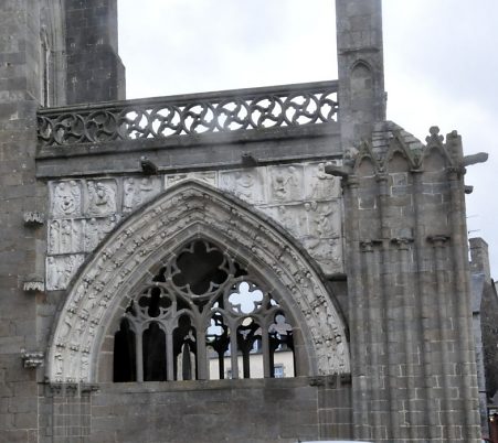 La face ouest du porche Saint-Magloire