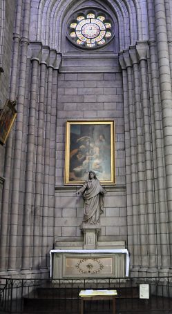 Chapelle Sainte-Anne dans le bras ouest du transept