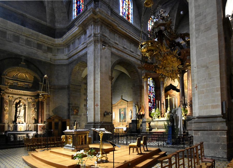 La croisée et le bras nord du transept