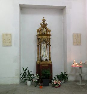 Chapelle Notre-Dame de Fatima sur le côté sud de la nef