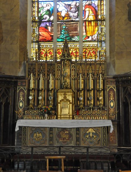 Le retable du XIXe siècle du chœur-aux-moines