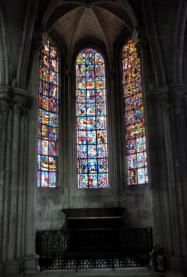 Une chapelle rayonnante dans le déambulatoire.