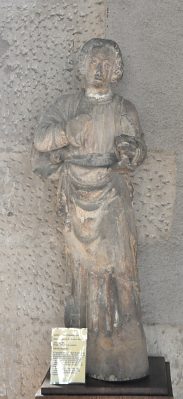 Statue de saint Jean l'Évangéliste
