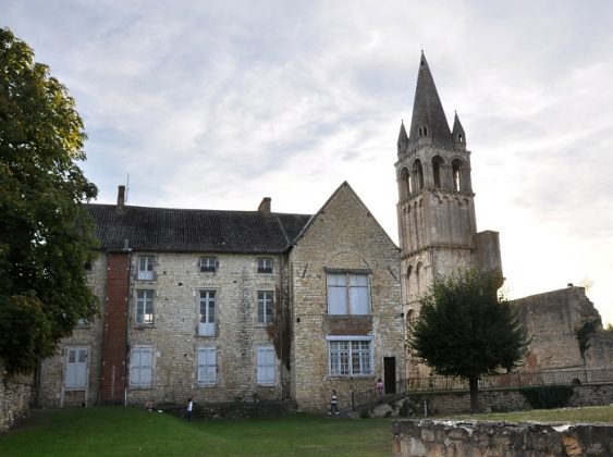 Les anciens bâtiments religieux