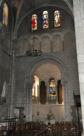 Le croisillon droit du transept