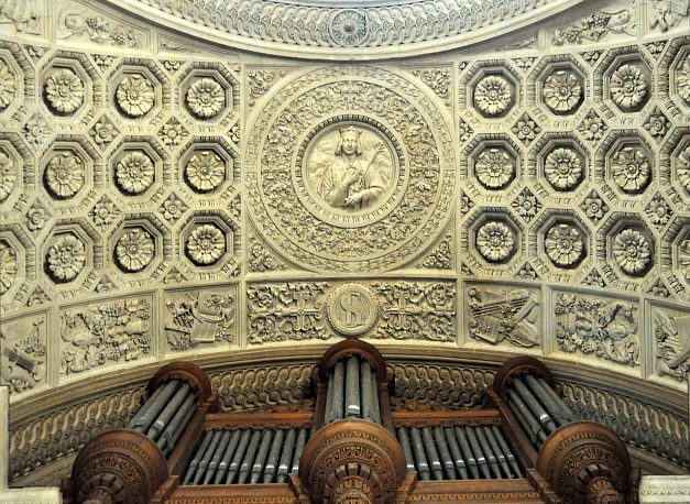 La voûte devant le grand orgue