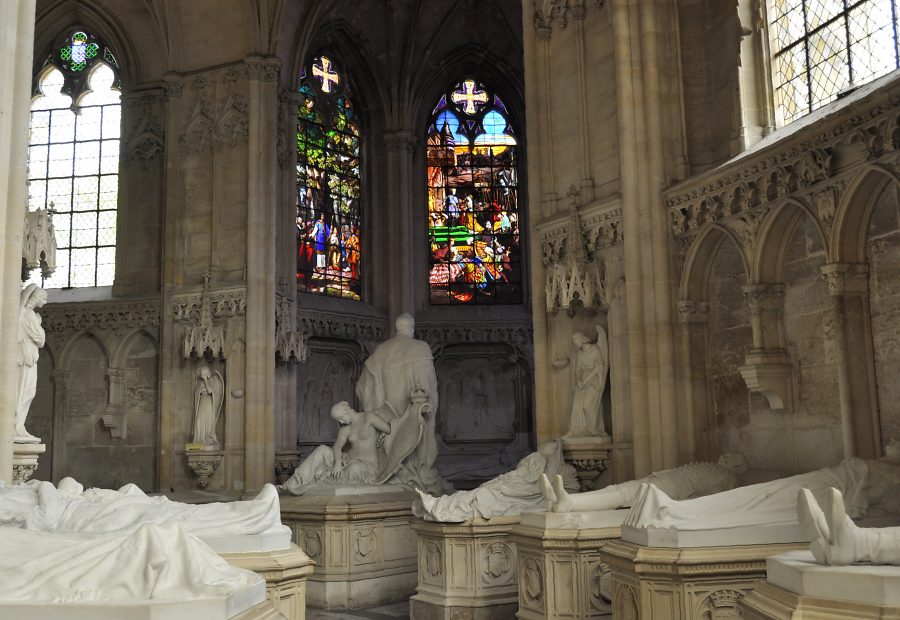 La chapelle de la Vierge et le déambulatoire sud