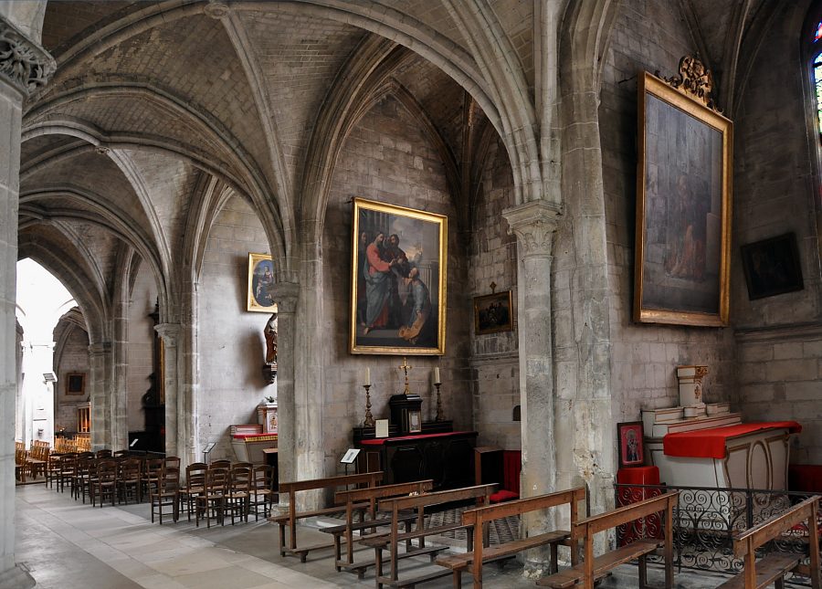 Suite de chapelles latérales dans le bas-côté sud