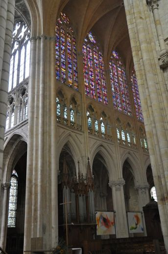 Croisée du transept et élévations