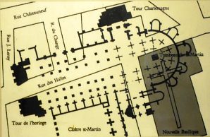 Plan de l'ancienne collégiale et situation de la basilique actuelle