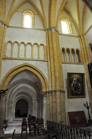 Élévations dans le transept nord