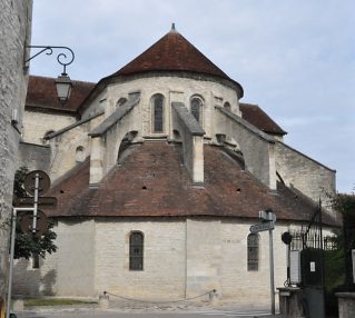 Pittoresque chevet d'église!