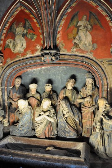 Le Sépulcre et ses peintures murales. Le Sépulcre et ses peintures murales.