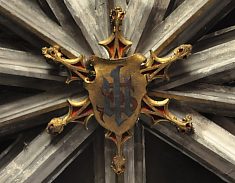 Clé de voûte de la chapelle du Rosaire. Clé de voûte de la chapelle du Rosaire.