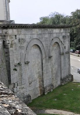 L'arc gallo-romain daterait de l'an 20 avant J.-C.