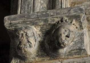 Culs-de-lampe avec grotesques