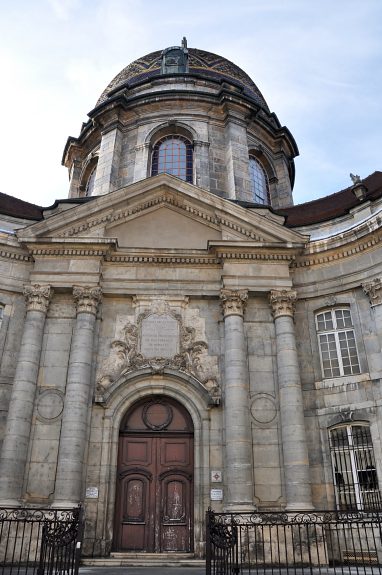 La façade de la chapelle a fait l'objet d'une restauration en 1985.