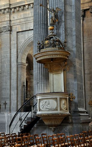 La chaire à prêcher de style Louis XVI