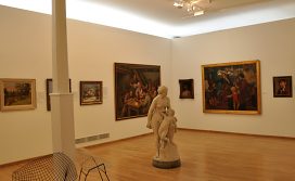 «Salle d'Art» près de la salle Maria Fedorovna