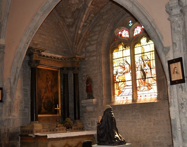 Chapelle latérale sud du Saint Rosaire avec le priant de Thomas de  Plaine