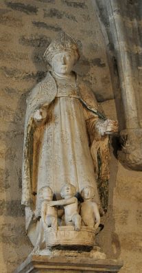 Statue de saint Nicolas