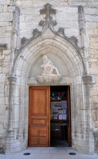 L'entrée sud porte encore les marques