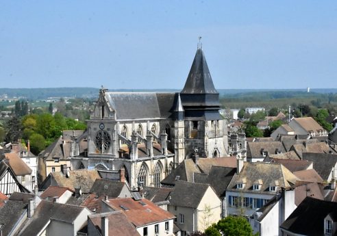 L'église Saint-Jacques vue depuis le sommet du donjon